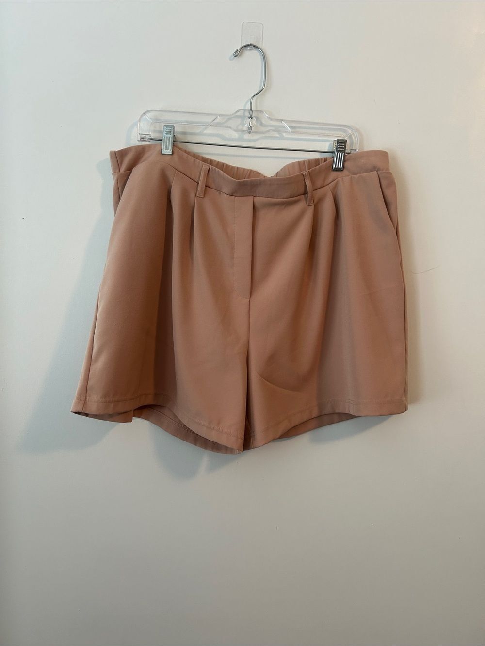 32 Degree Cool Women's High-Rise Tailored Shorts in Dusty Rose